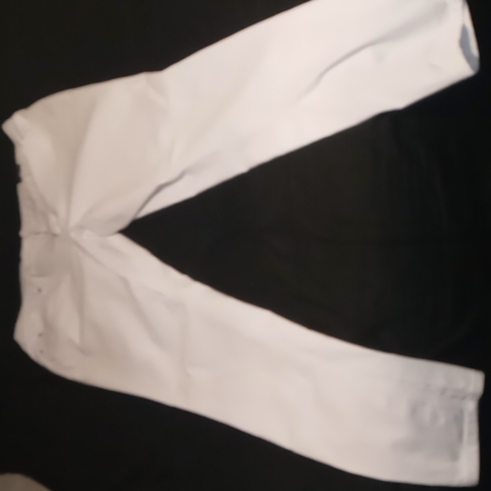 Ashley Stewart Size 22 white skinny jean stretch skinny jean